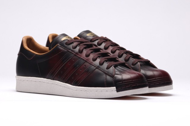 adidas super star marron